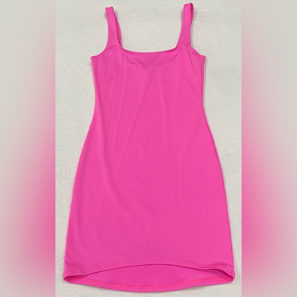 Skims dress pink small